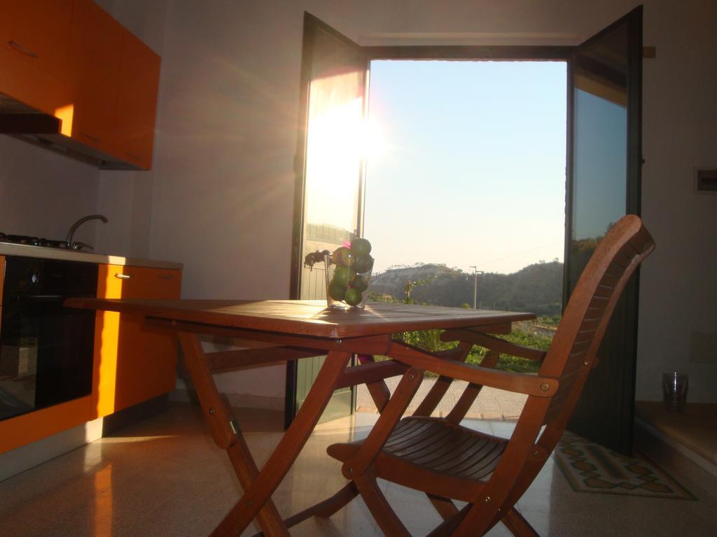Vila Rio Rosa Bova Marina Exteriér fotografie